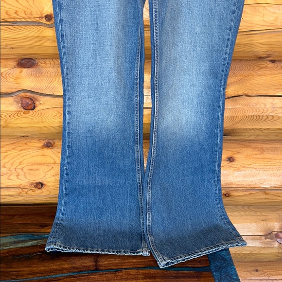 Free People NWOT West Coast Relaxed Flare Jeans Size 28 in Humble - Picture 9 of 13